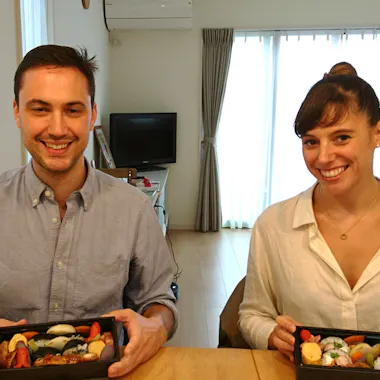 Experience Japanese culture of making futomaki lunch boxes in Kamakura Experience Japanese culture of making futomaki lunch boxes in Kamakura