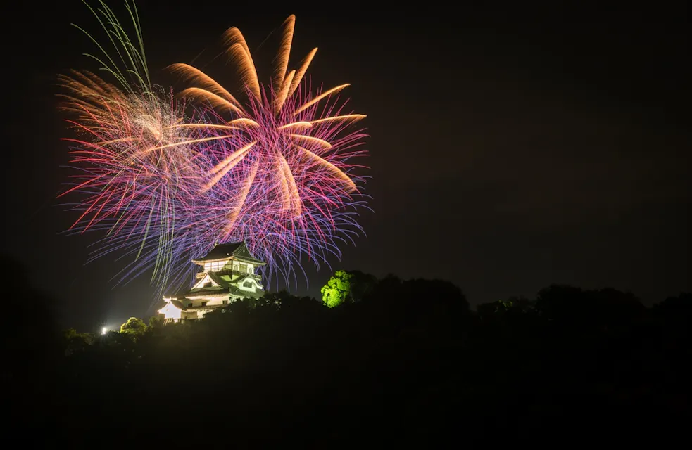 Colorful fireworks at Inuyama Castle