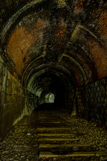 Former Fukuchiyama Line Tunnel Trace