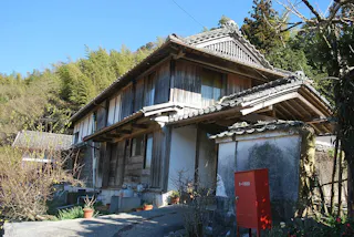 Takechi Hanpeita Former Residence and Grave