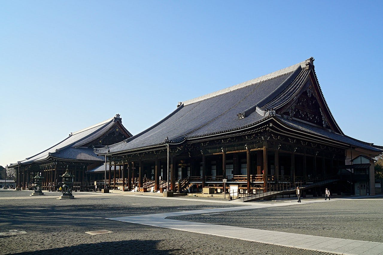 Nishi Honganji Temple