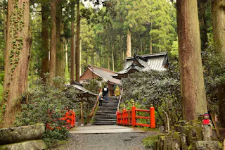 Oiwa Shrine