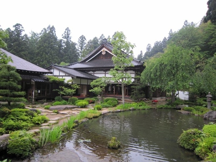 Gyokusenji Temple
