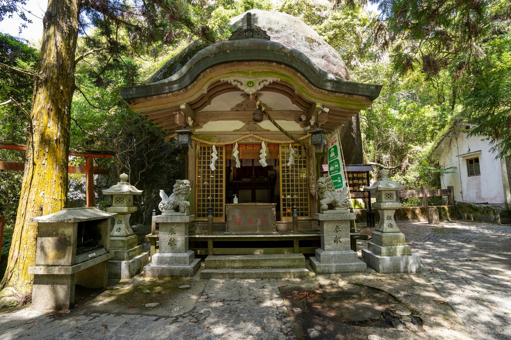 Iwafune Shrine