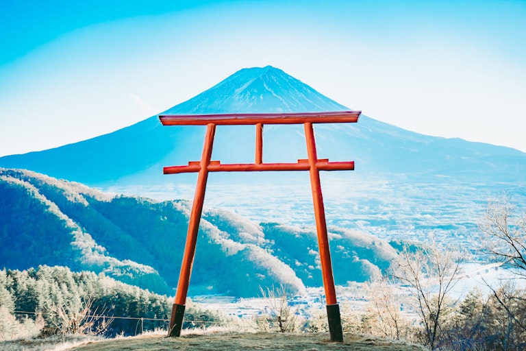Kawaguchi Asama Shrine Harukasho [Torii in the Sky]