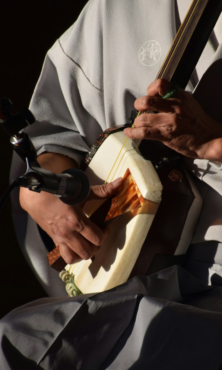 Traiditonal Japanese Instruments Traditional Japanese Instrument Concert at Gen Soundbath Kujo-yu - Trip ...