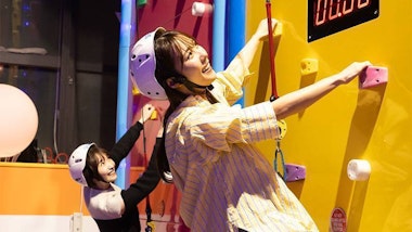 Space Athletic Tondemi Makuhari