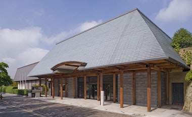 Yokohama Noh Theater