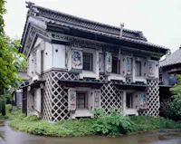 Kina Saffron Sake Honpo