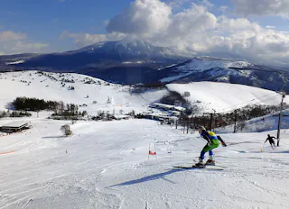 Kurumayama Kogen SKYPARK Ski Resort