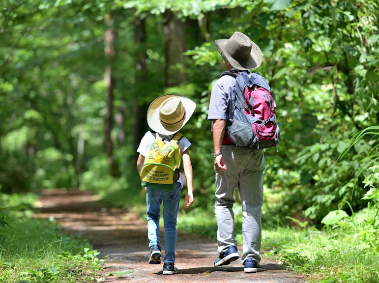 有珠山火山ハイキングツアー