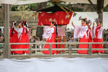 Okayama Korakuen Rice Planting Festival