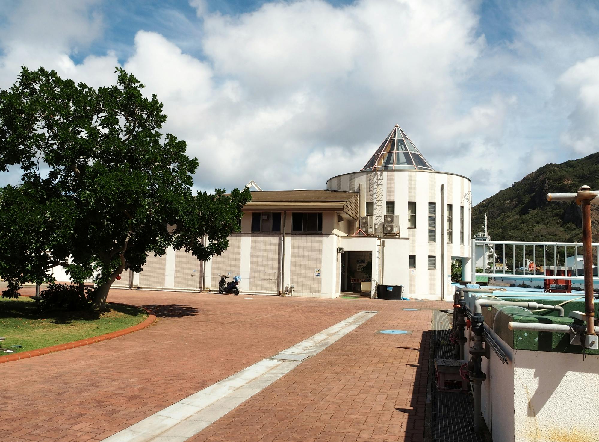 Ogasawara Fisheries Center