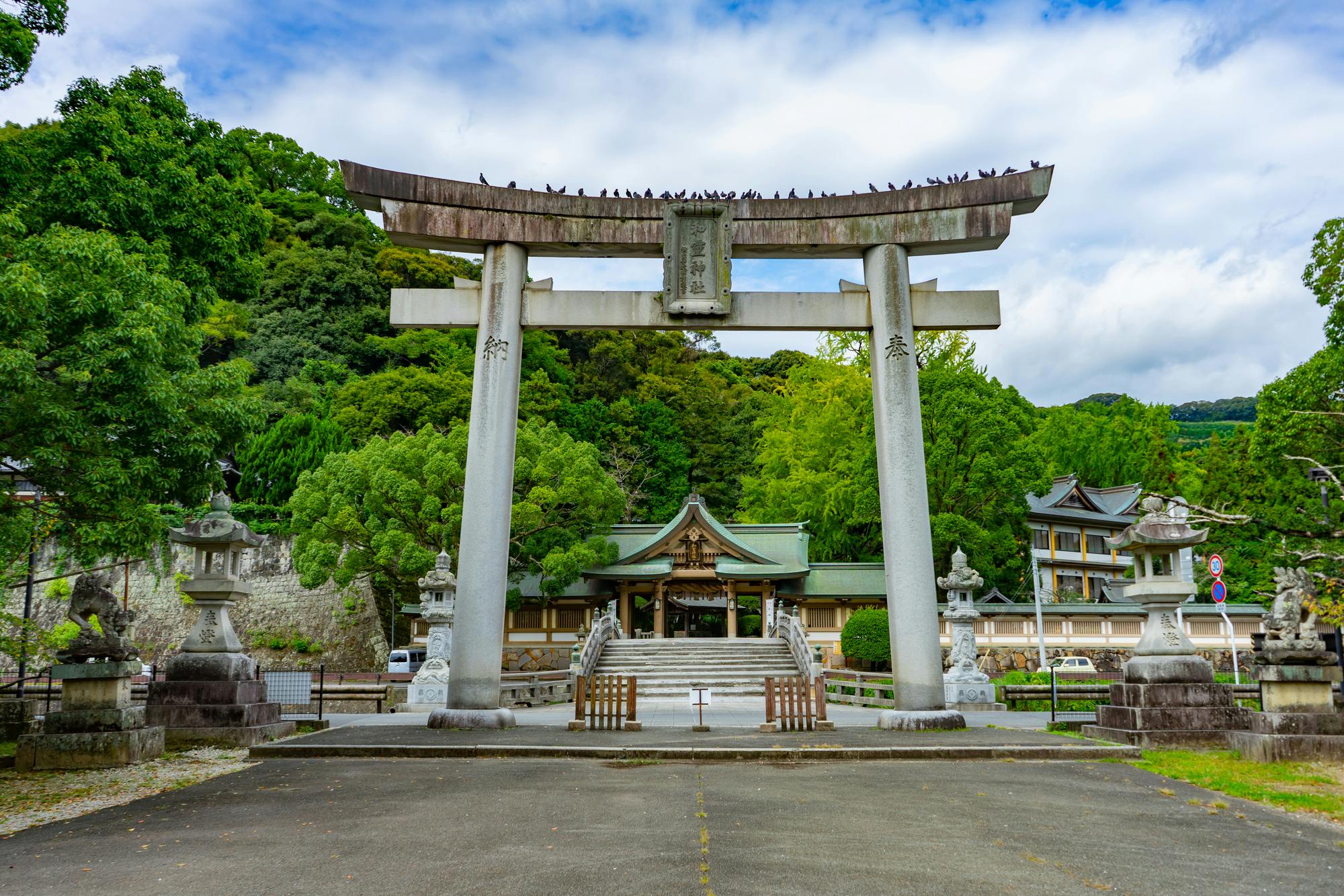 Warei Shrine