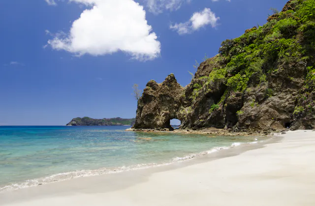 Hatsuneura Beach, Ogasawara