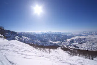 Muikamachi Hakkaisan Ski Resort