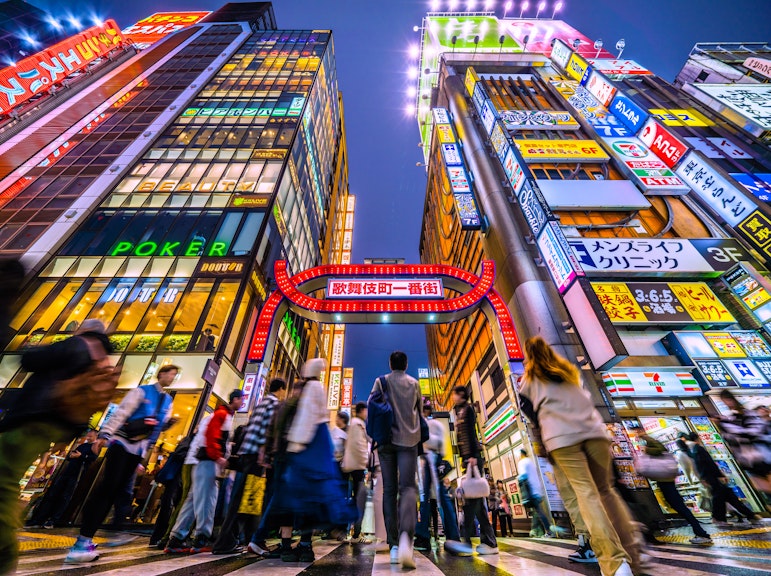 与忍者导游的歌舞伎町和黄金街徒步游