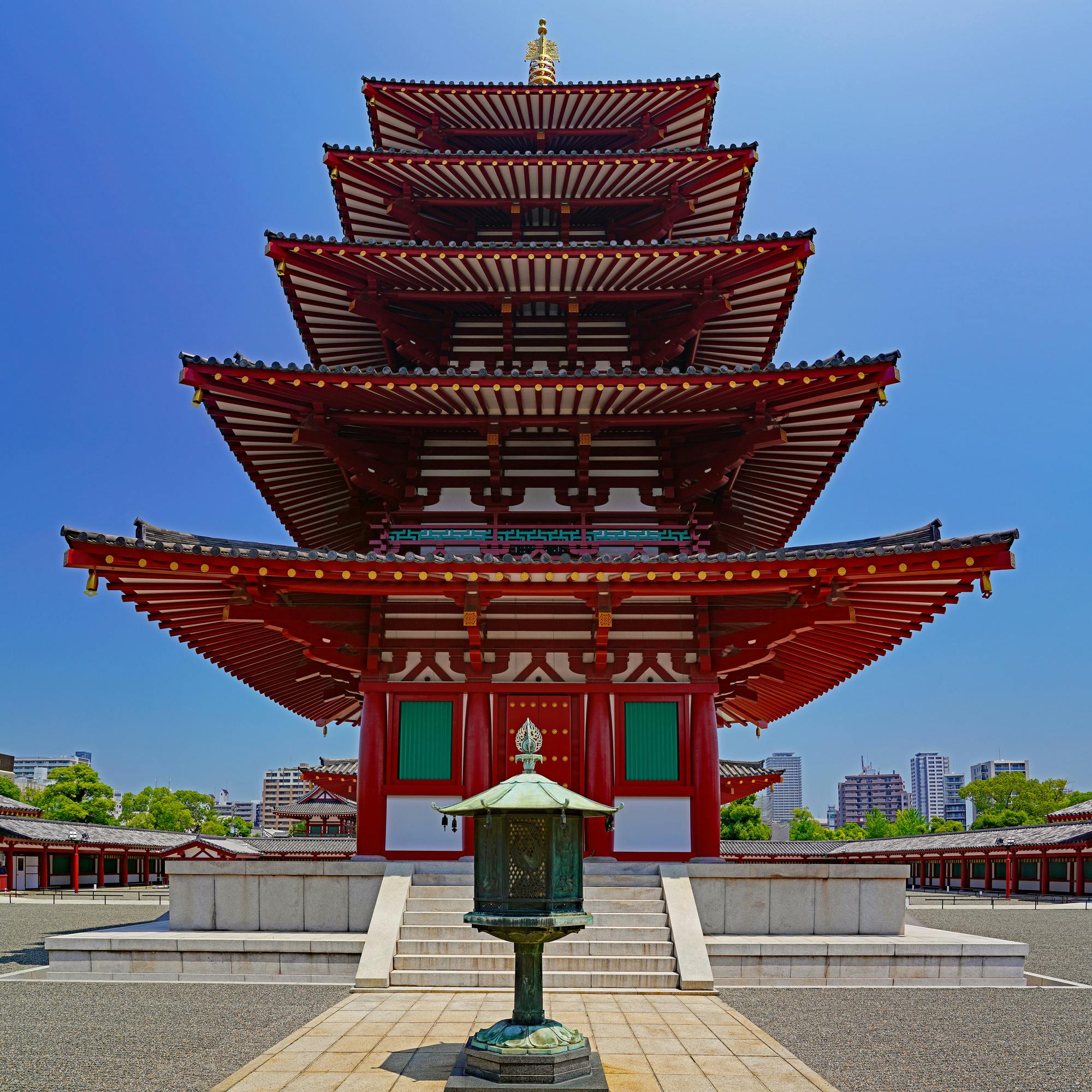 Half-Day Private Guided Tour to Historical Osaka