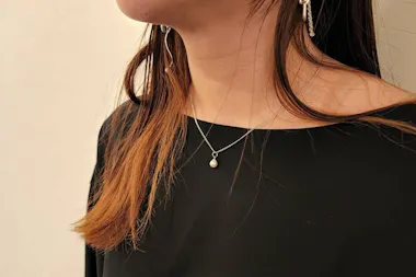 Experience Extracting Pearls From Akoya Oysters