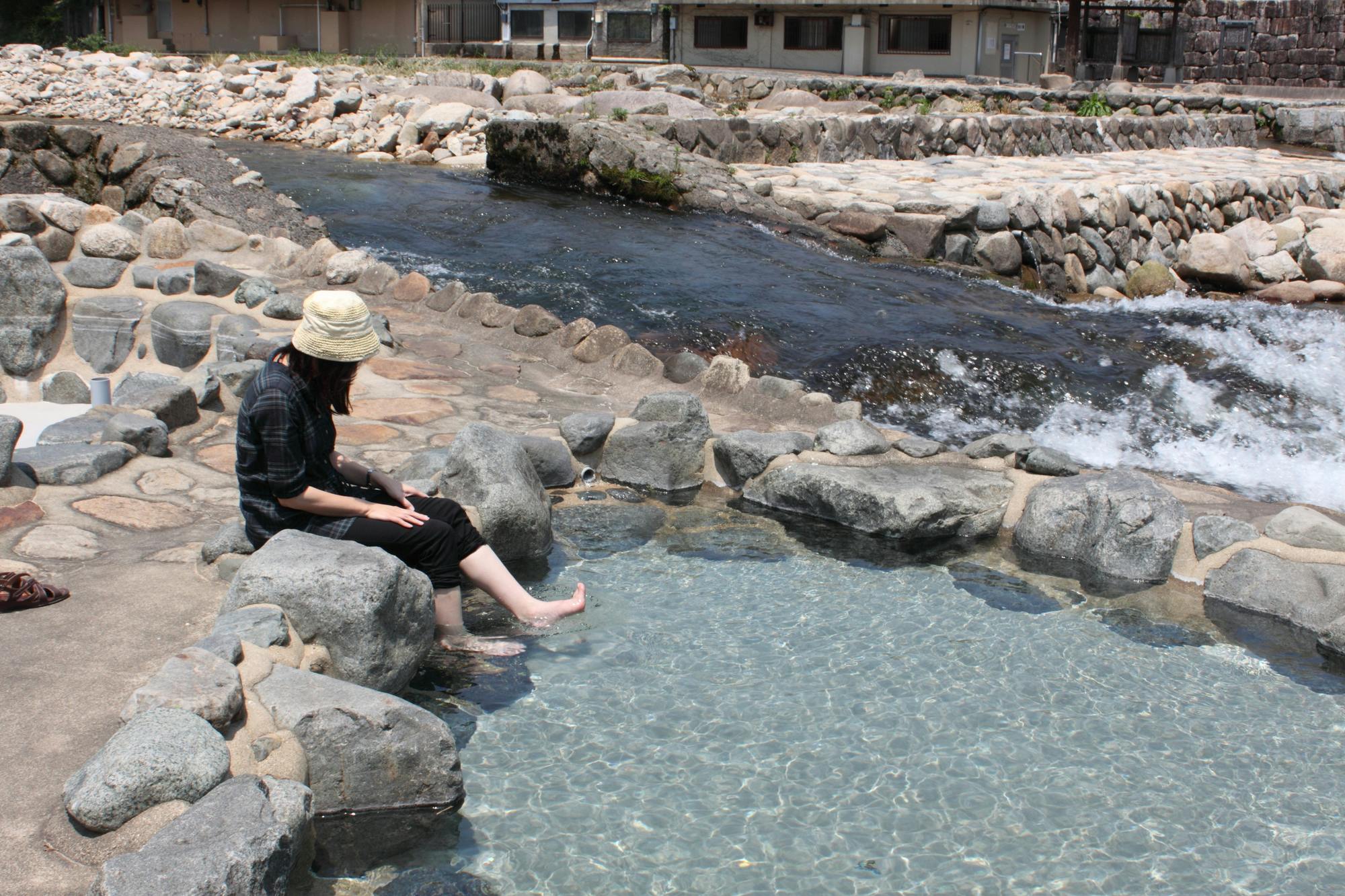 Okutsu Onsen Foot Bath, Kagamino