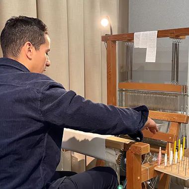 Silk White Fabric Museum & Yuzen Gold Painting Experience Silk White Fabric Museum & Yuzen Gold Painting Experience