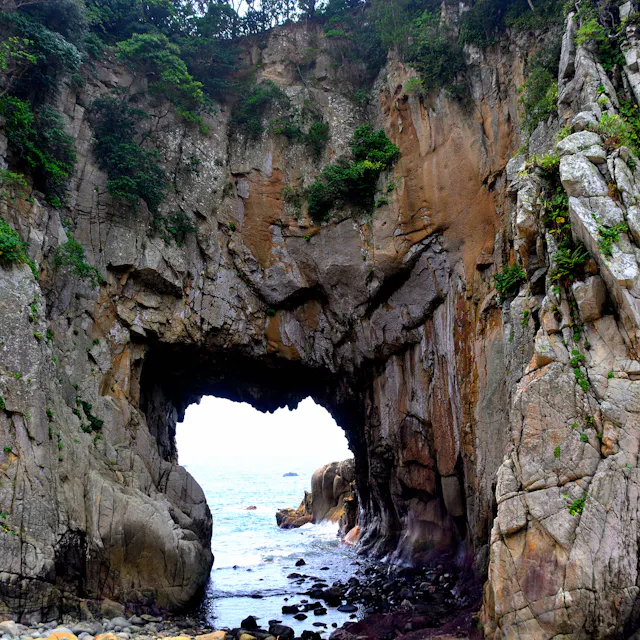 Hakusan Natural Arch, Tosashimizu Hakusan Natural Arch, Tosashimizu