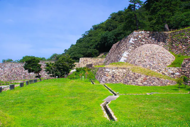 Tottori Castle Ruins Tenkyu Maru