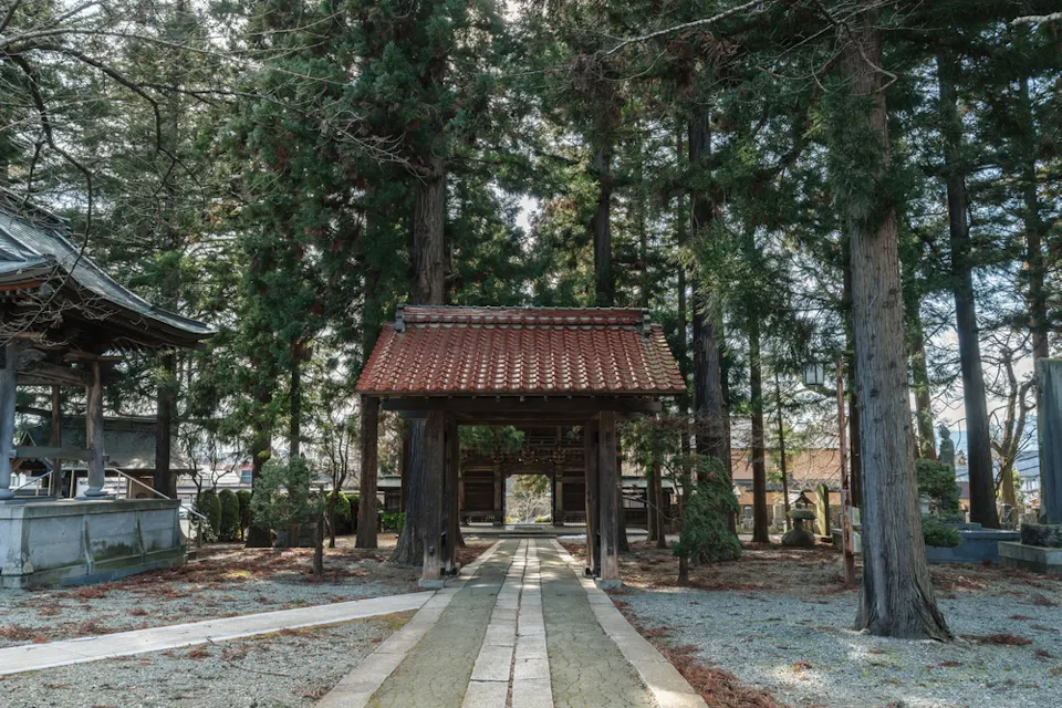 Hoonji Temple and green forest