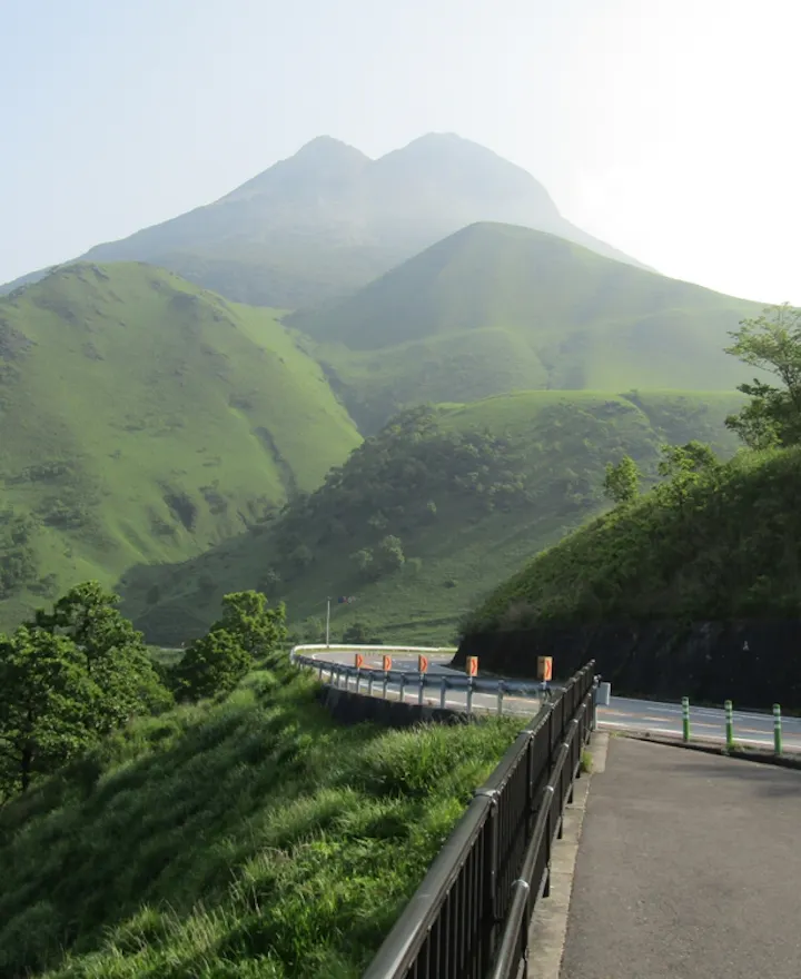 The majestic Mount Yufu seen from Sagiridai in Yufu City, Oita Prefecture The majestic Mount Yufu seen from Sagiridai in Yufu City, Oita Prefecture
