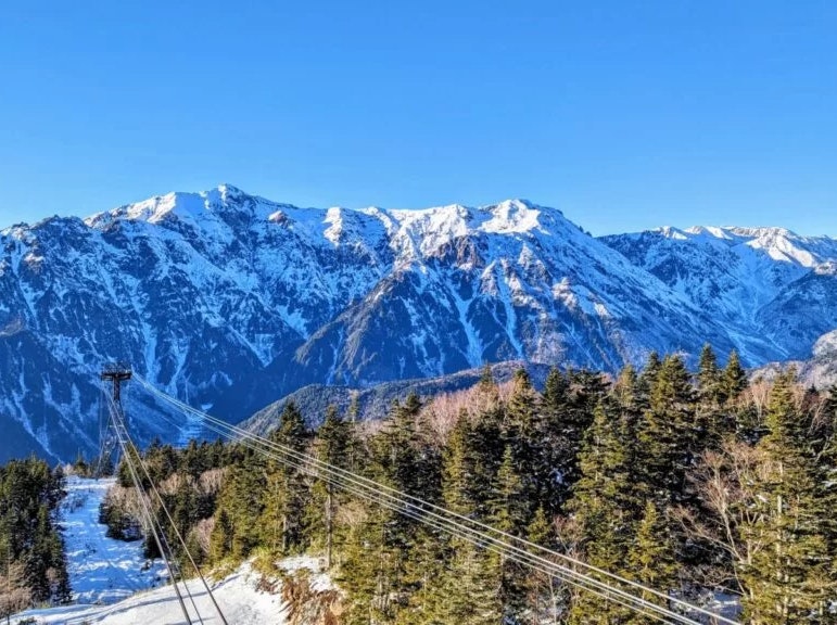 Takayama 1-Day Tour: Hida Folk Village, Limestone Caves & Shinhotaka Ropeway