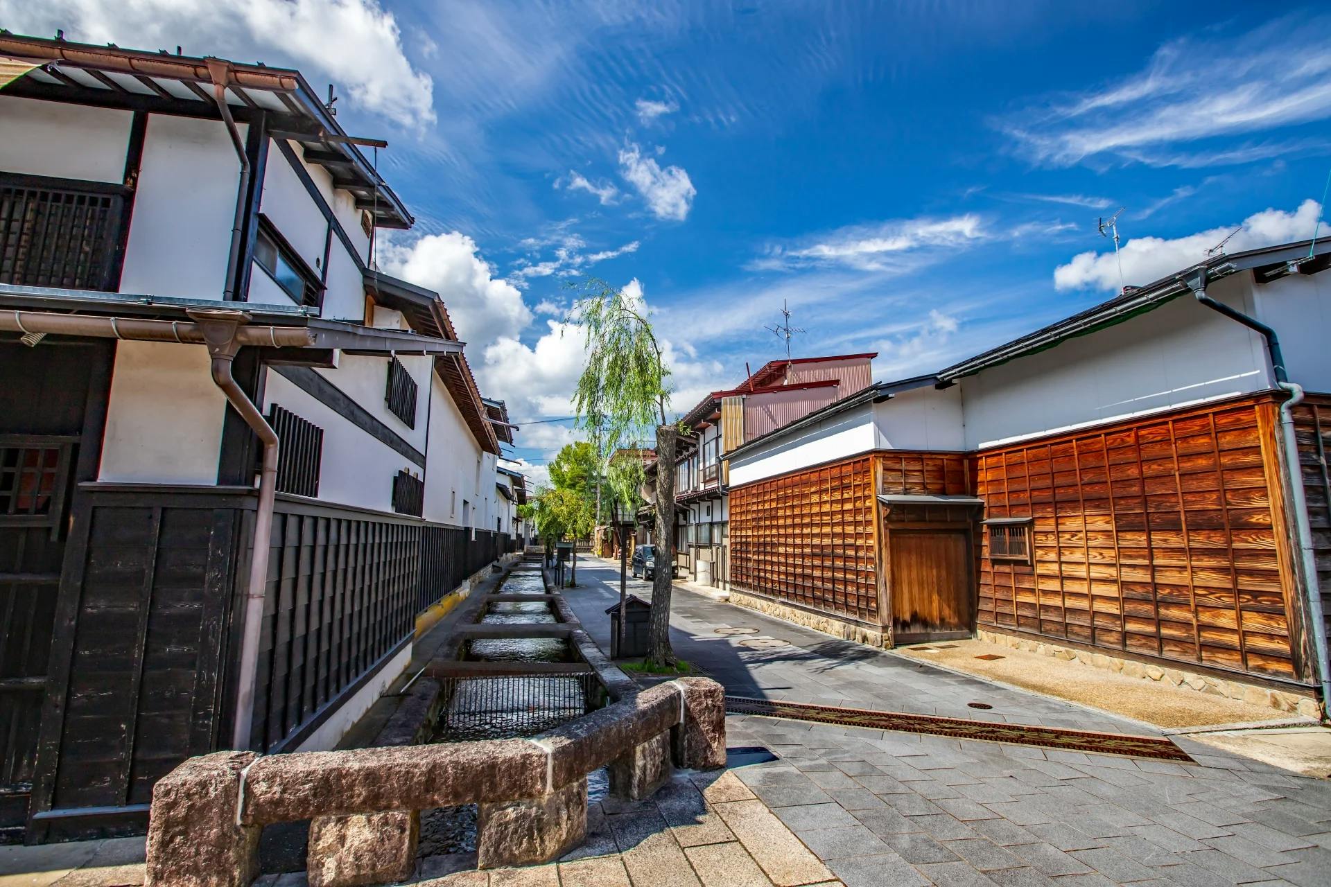 Takayama 1-Day Tour: Experience Hida-Furukawa’s Cultural Highlights
