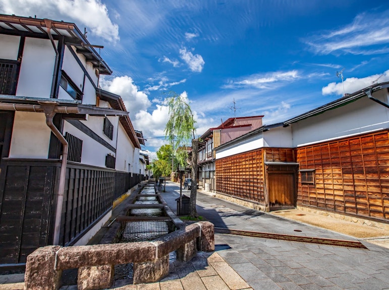 Takayama 1-Day Tour: Experience Hida-Furukawa’s Cultural Highlights