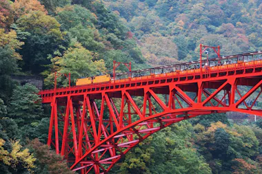 Kurobe Gorge and Unazuki Onsen Tour