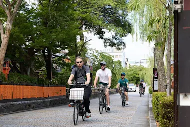 Kyoto E-Bike Tour