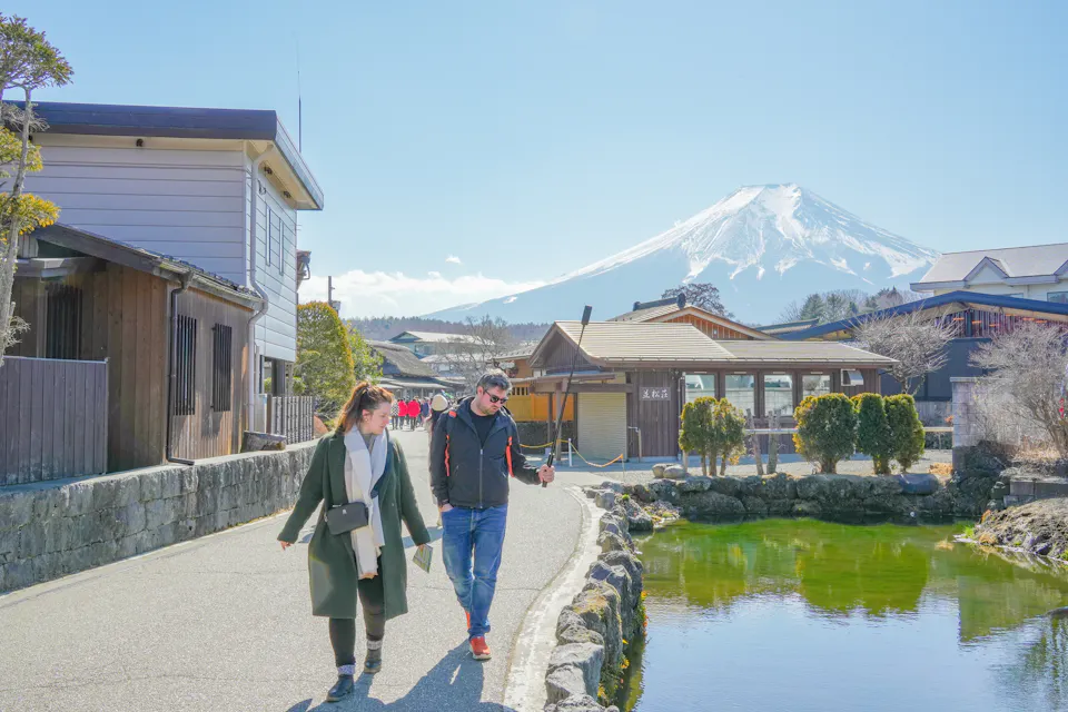 Mount Fuji, Kamakura, Lake Ashi & Oshino Hakkai Mount Fuji, Kamakura, Lake Ashi & Oshino Hakkai