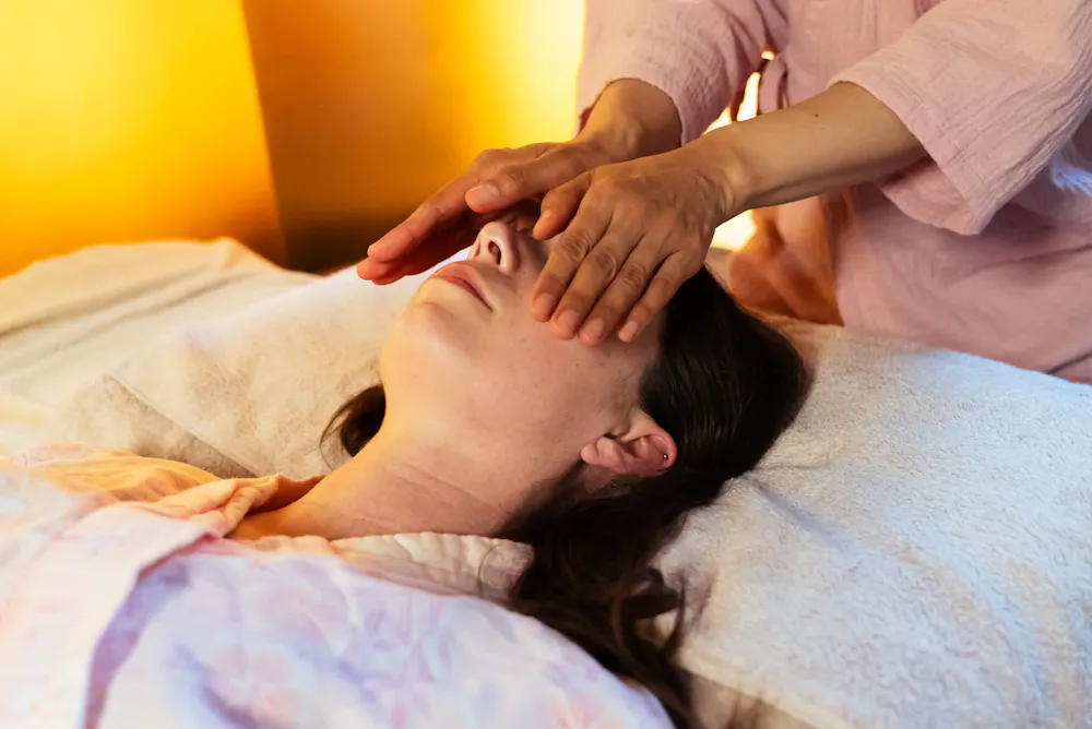Japanese Reiki Healing ＆Aroma Massage