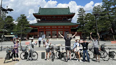 Kyoto E-Bike Tour