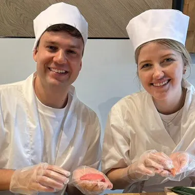 Osaka Halal Sushi Making Osaka Halal Sushi Making