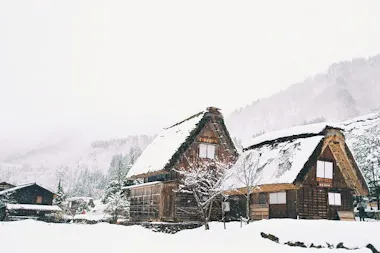 Shirakawa-go Tour