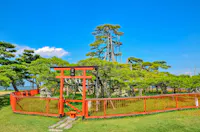 Karasaki Shrine