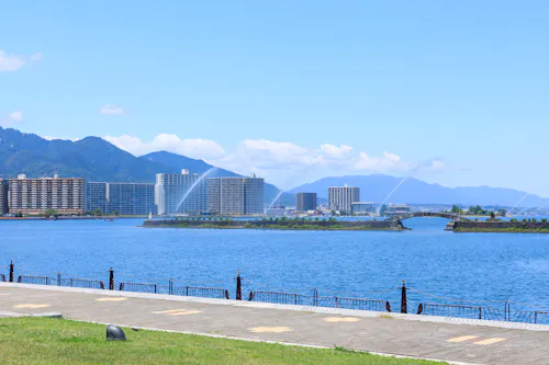Hamaotsu