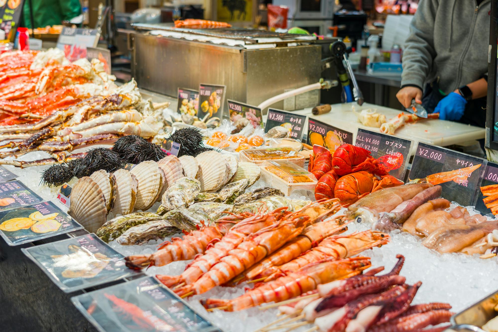Tsukiji Fish Market: Street Food and Culture Walking Tour