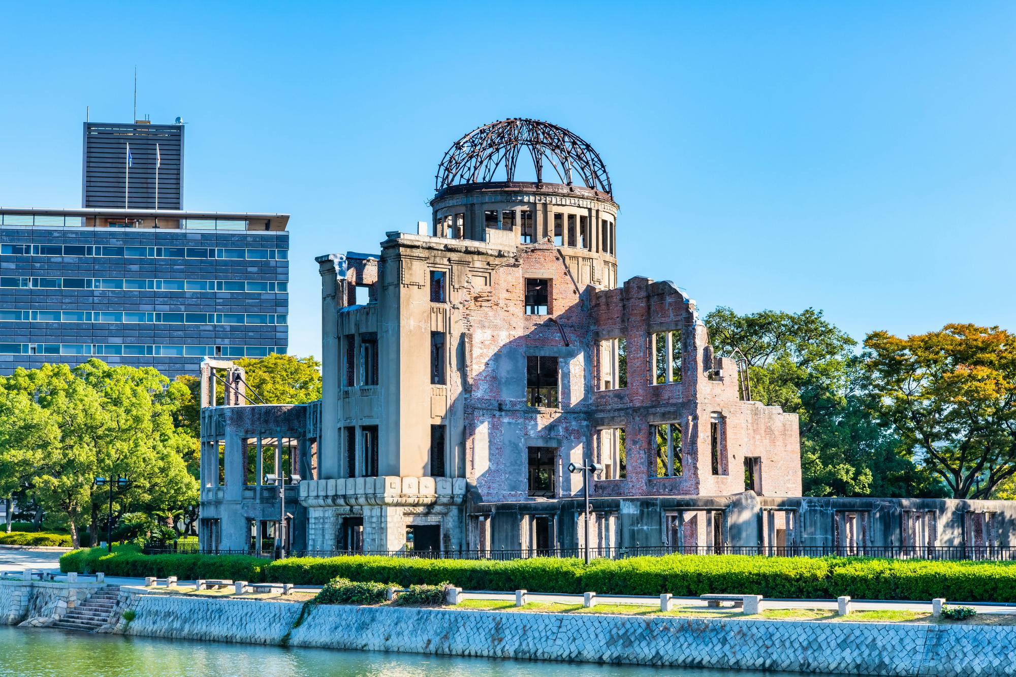 Hiroshima Station to Miyajima and Peace Park Private Tour