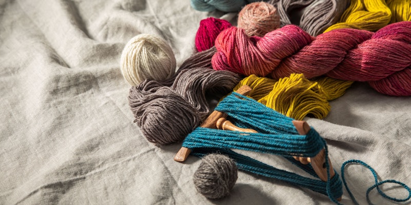 Skeins and balls of yarn