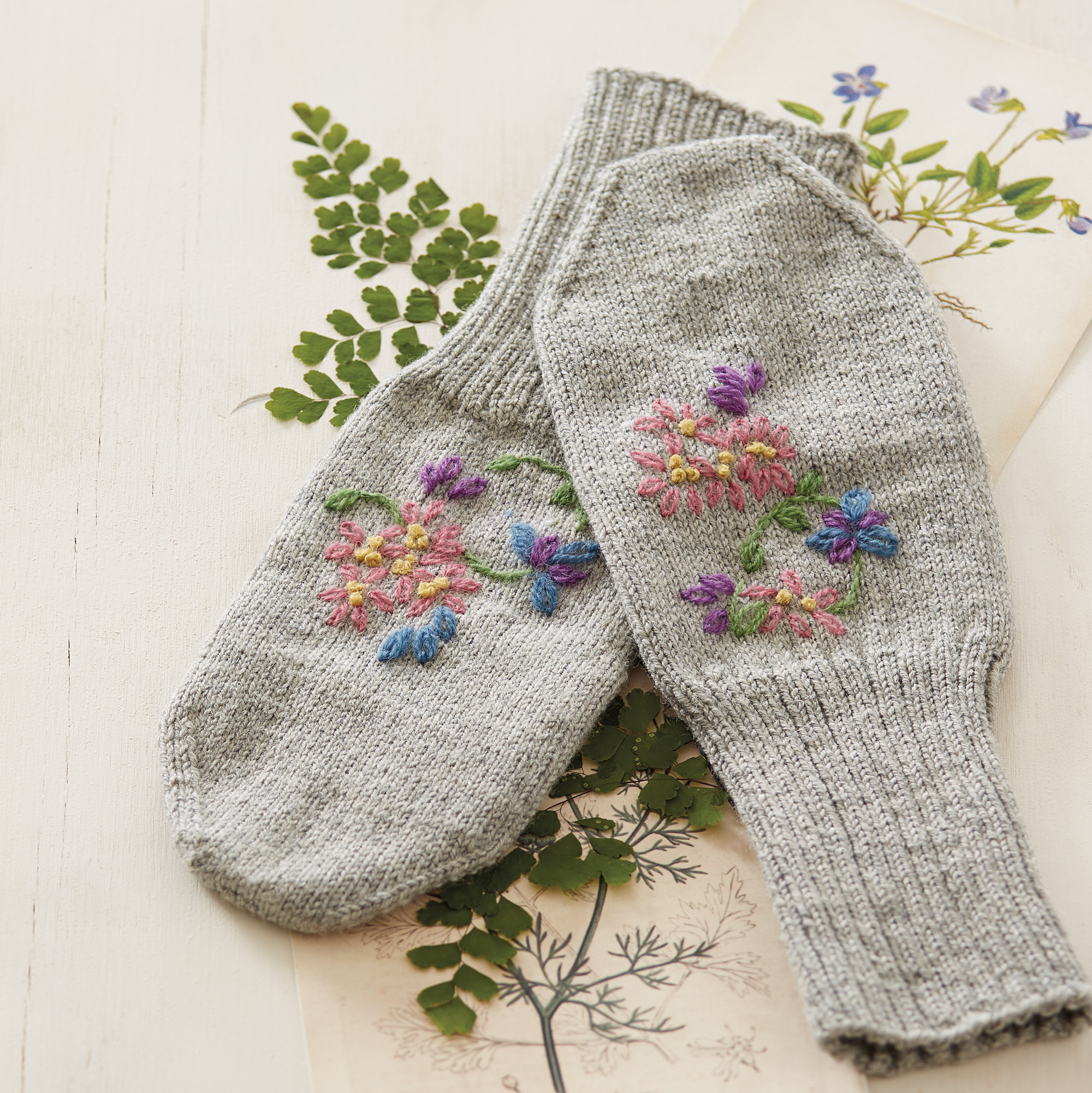 Gaman Mittens to Knit and Embroider Image