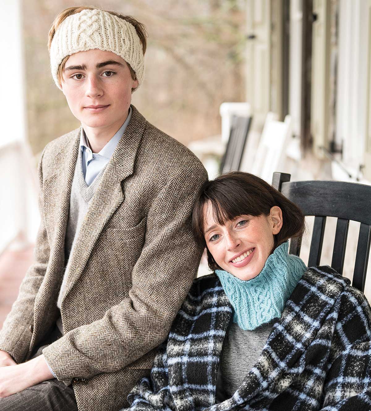 Twisted-Stitch Cowls Image