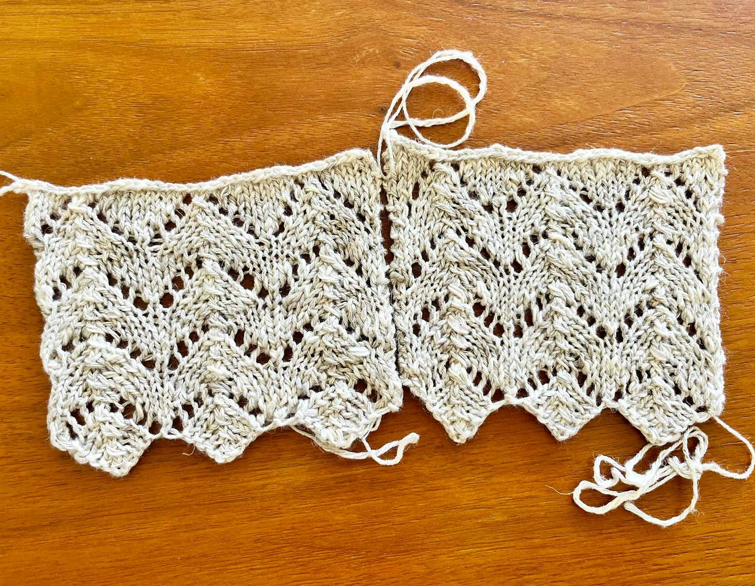 An ivory color mixes with an oatmeal hue to create a subtle marl that's perfect for lace patterns.