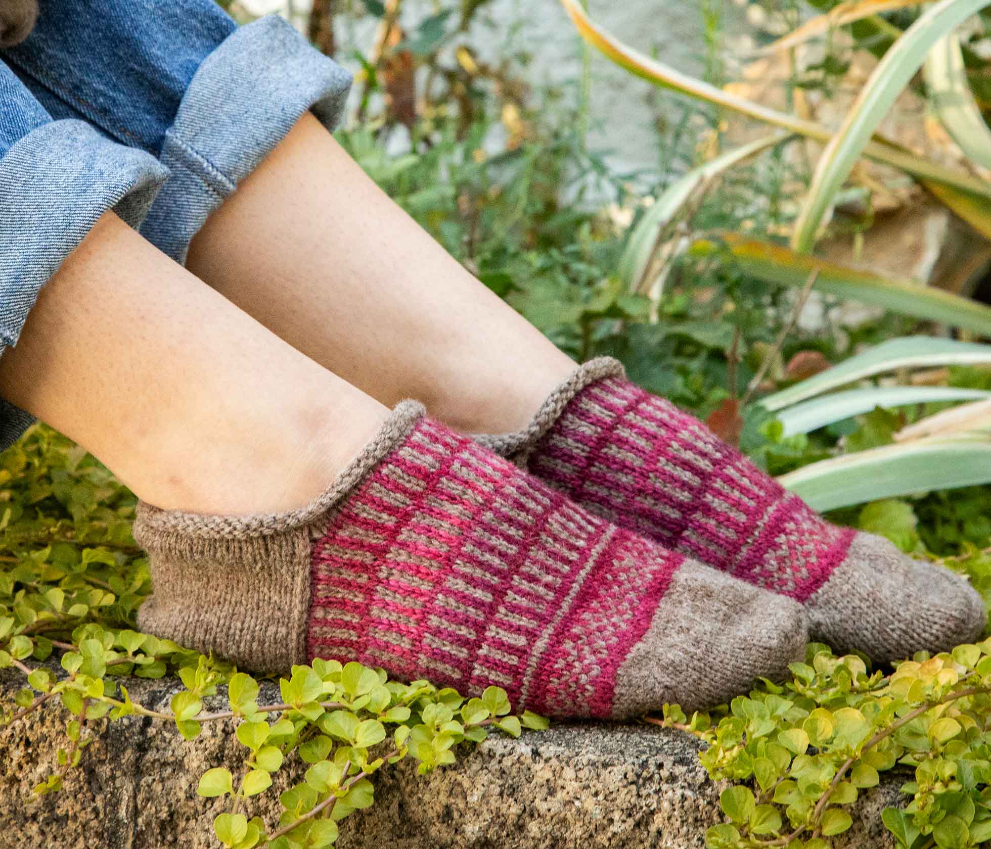 Ntaidrin (Wheat) Socks Image