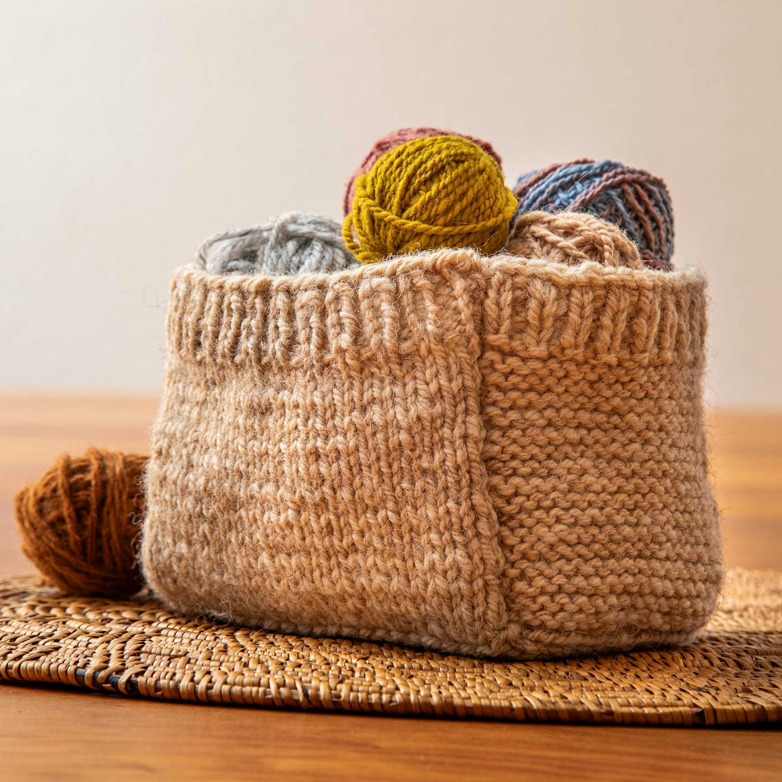 Gather up your leftovers or get to know a new yarn—knit a Woolly Basket by A. Sabine Schröder-Gravendyck. Photo by Matt Graves