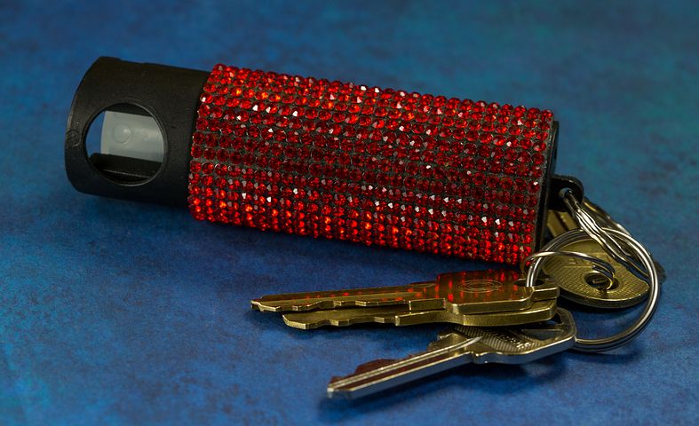 A keychain pepper spray can